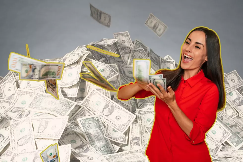 Cash Giveaway on Montana’s 100.7 XL Country